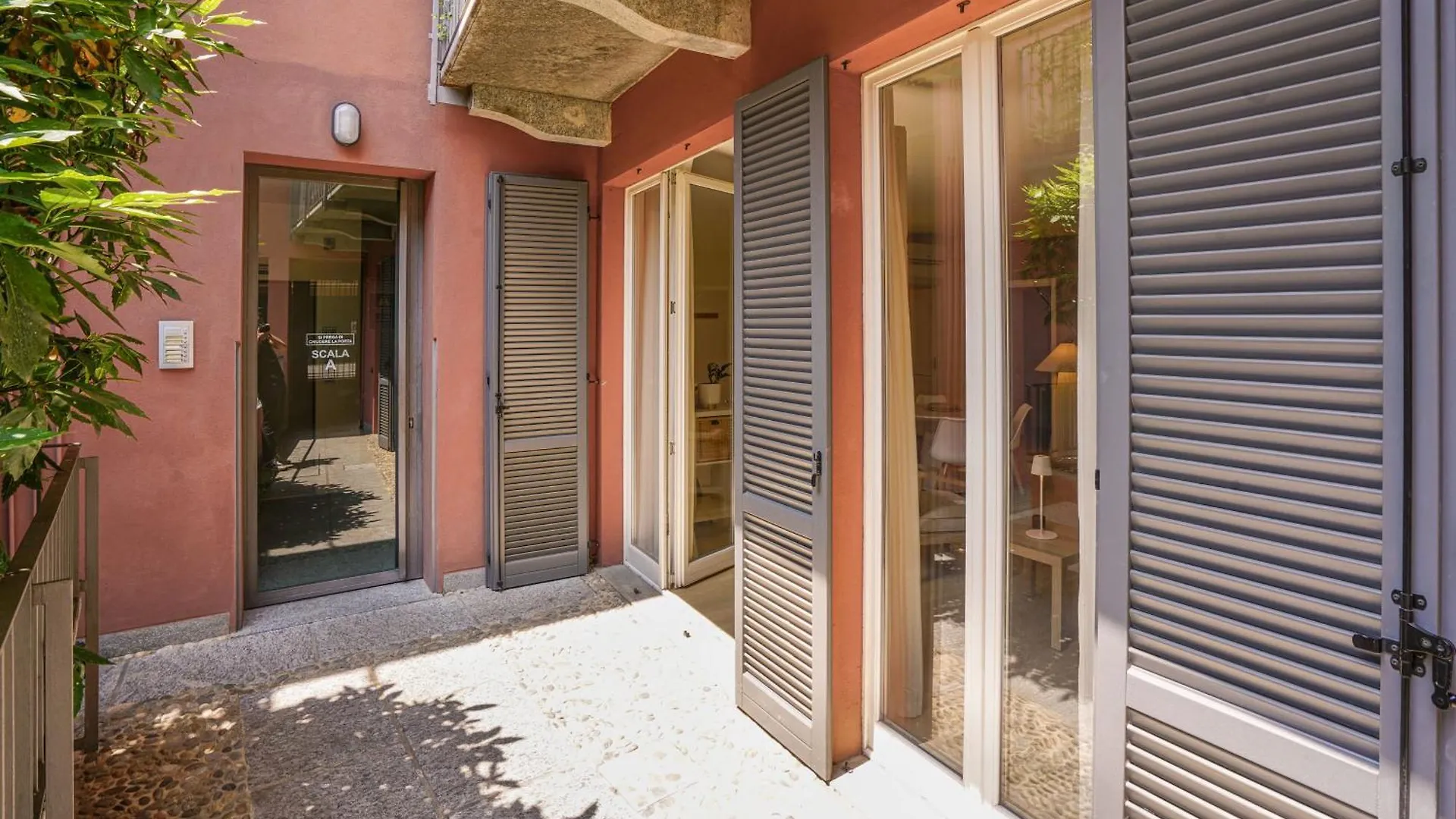 Suite At The Tower - 20 Minutes From Milan And Como, 10 Minutes From Monza Seregno Ιταλία